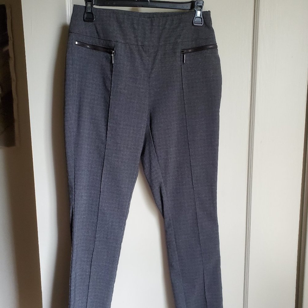 Style & Co Skinny Leg Gray Pants Size Petit M 8-10